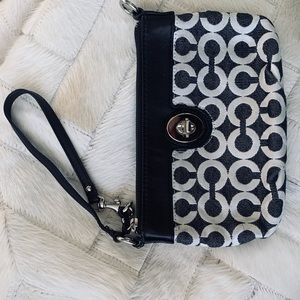 Coach | Wristlet